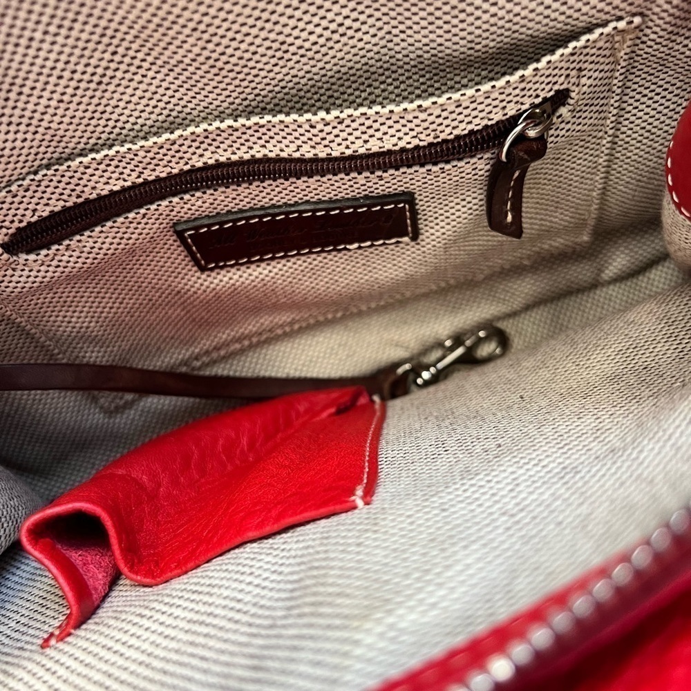 ❤️ Vintage Red Dooney and Bourke All Weather Purse Bag ❤️ - Picture 12 of 16